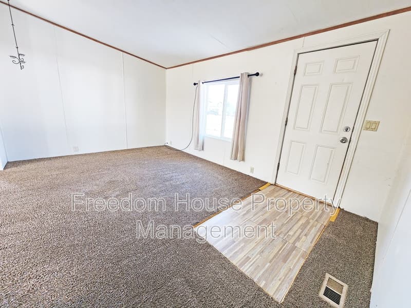 Pahrump House: 1700 Keenan Way