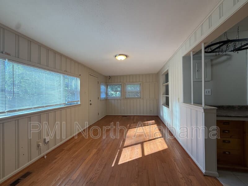 Huntsville House: 2030 Princeton Blvd SW