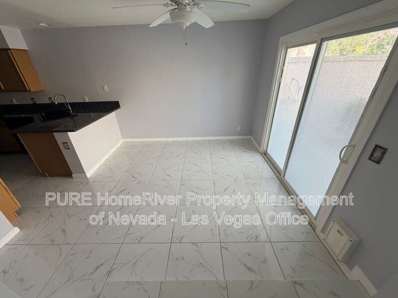 Henderson House: 2832 Mill Point Dr.