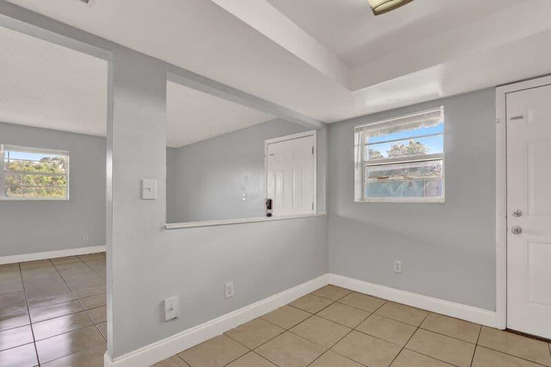 Fort Pierce House: 3104-3210 Louisiana Avenue