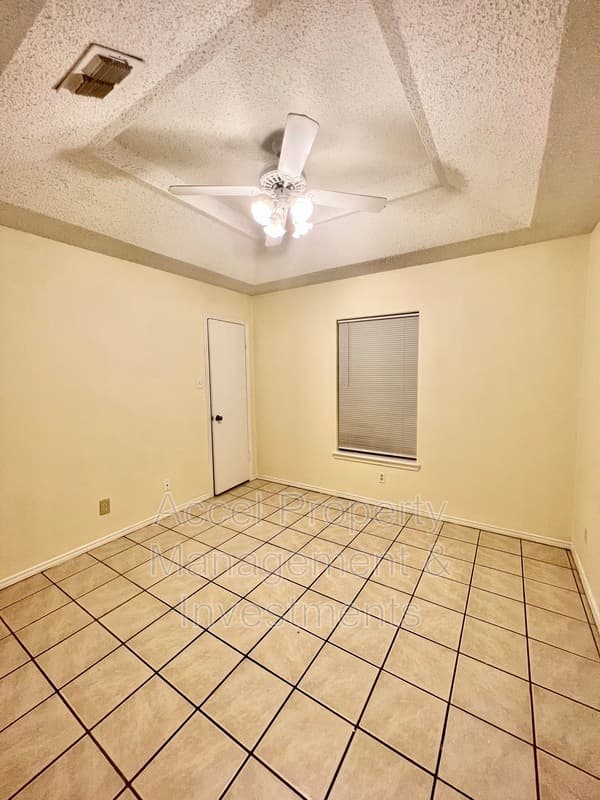 Edinburg Condo: 1201 Carmen
