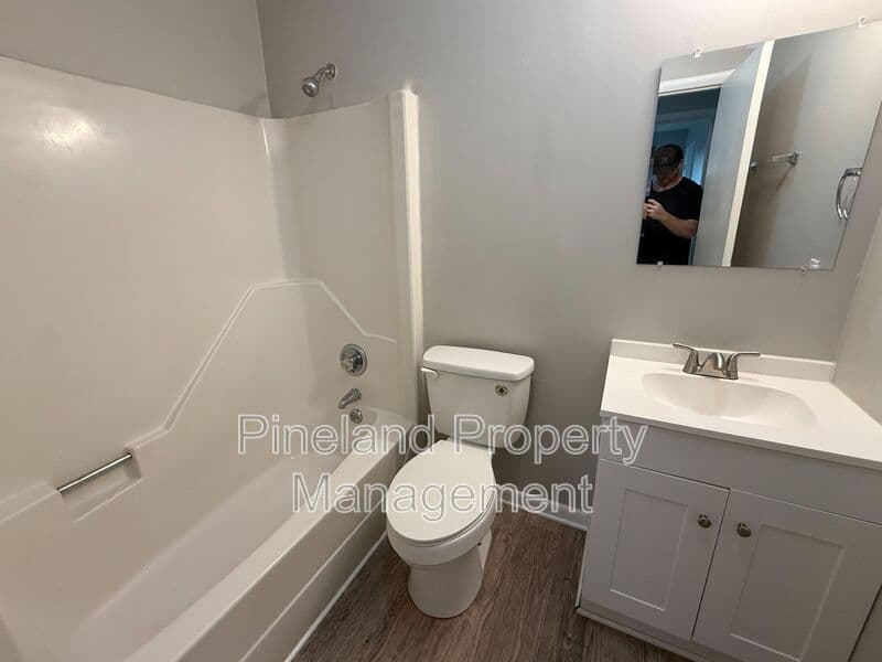 Fayetteville House: 2233 Delta Dr