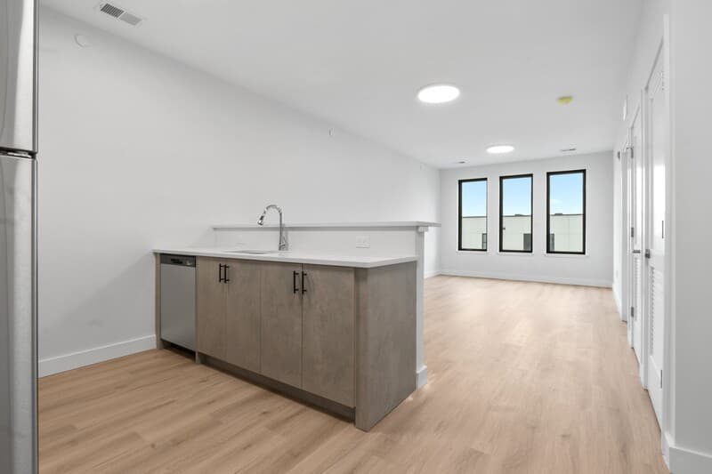 Orange Condo: 407 Highland Avenue - 319