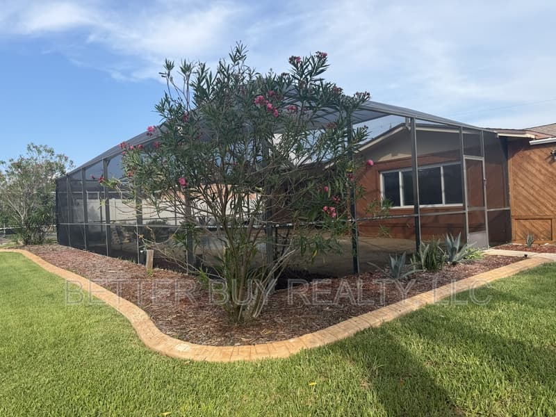 Flagler Beach House: 337 North 10th Street