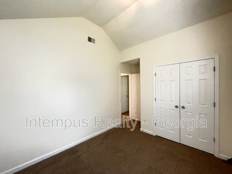 Snellville House: 4389 Persian Ct