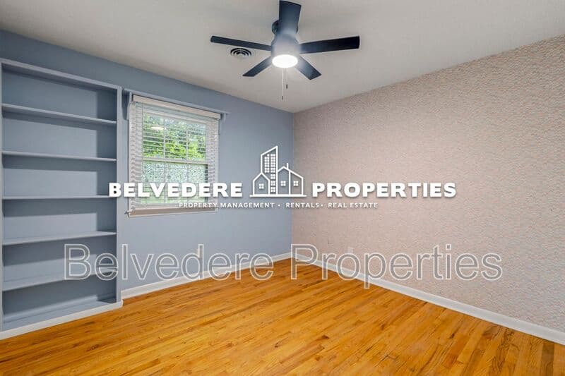 Greensboro House: 3931 Manila Road