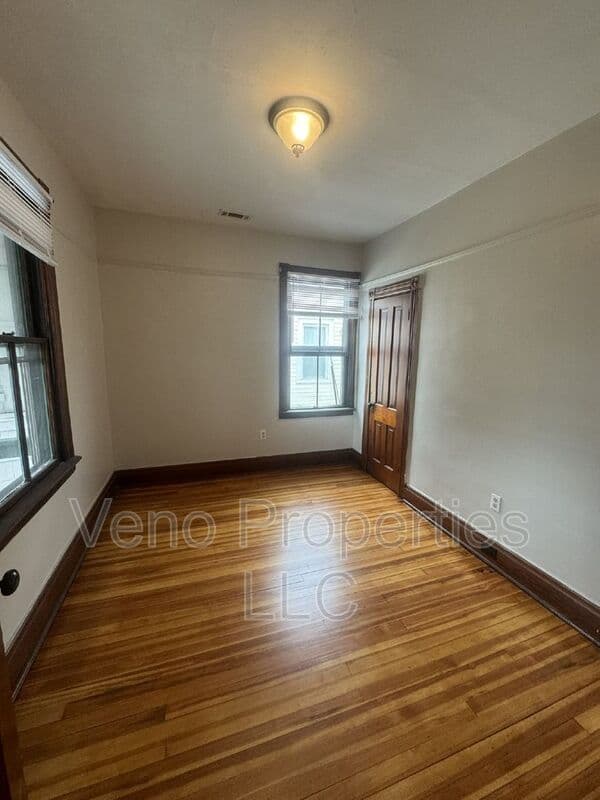 Mechanicville House: 149 Saratoga Ave.
