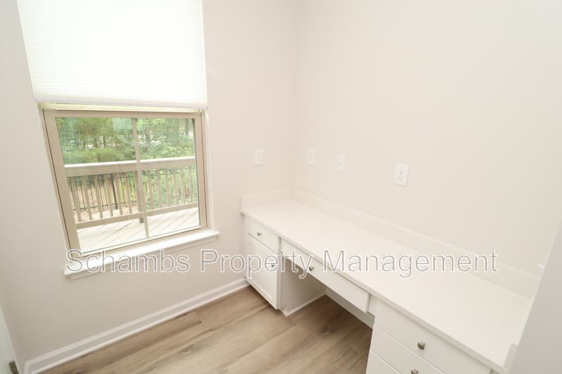 Cary Townhome: 1242 Channing Park Cir
