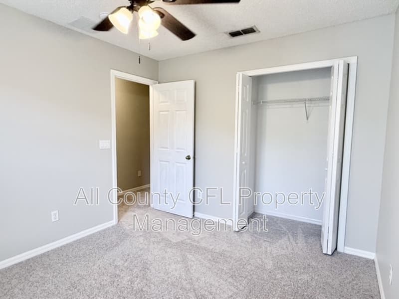 Orlando Townhome: 12720 Lexington Summit Street