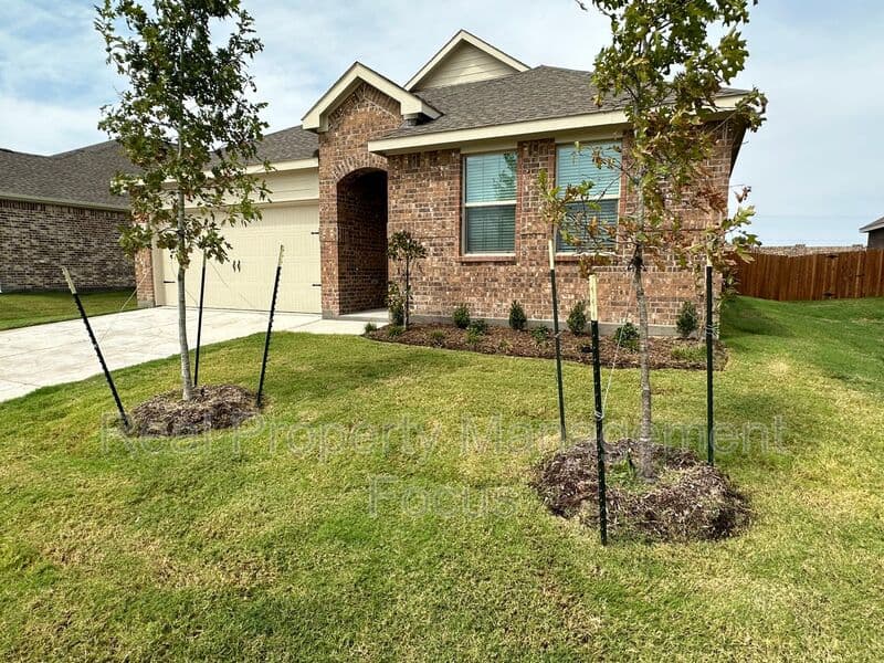 Fate House: 239 Jenkinson Dr