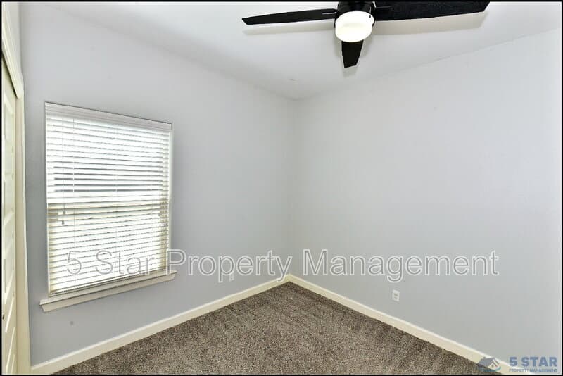 El Paso House: 14972 Louis Baudoin !!