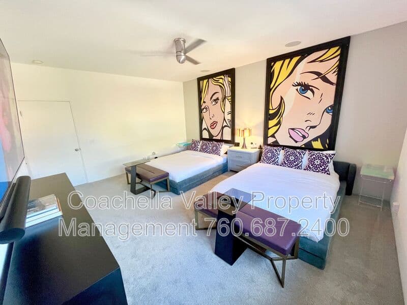 Palm Springs House: 353 Cheryl Dr