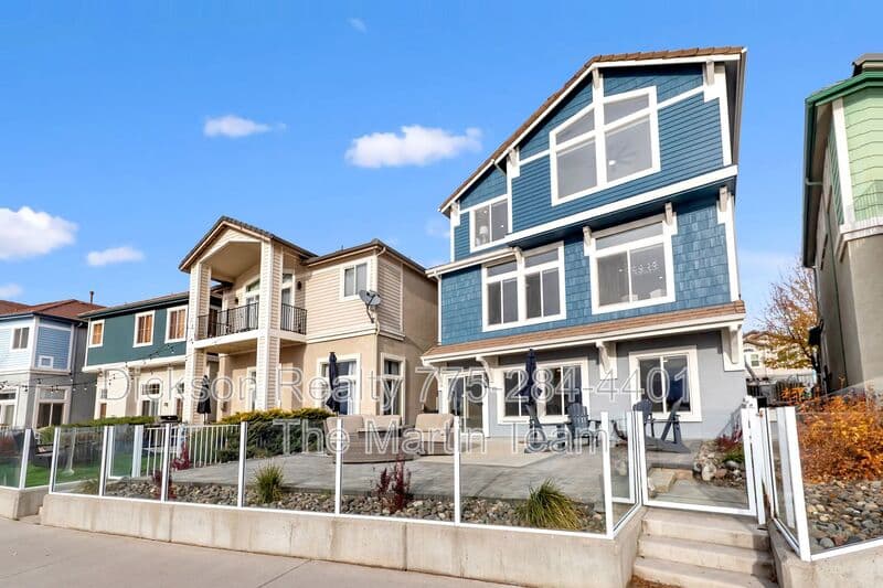Sparks House: 1165 Harbour Cove Court