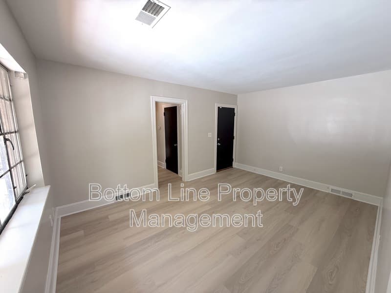 Charlotte Condo: 1720 Garden Terrace