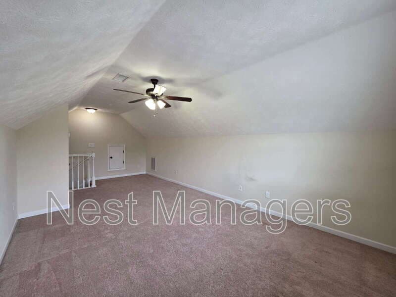 Fayetteville House: 4608 Crystobal Road