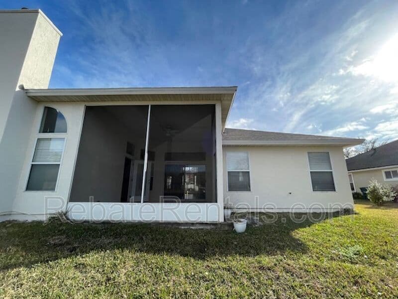 Jacksonville House: 5009 Grand Lakes Drive