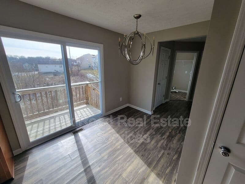 Cincinnati House: 2520 Foxcove Court