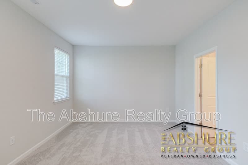 Durham Condo: 1053 Commack Drive