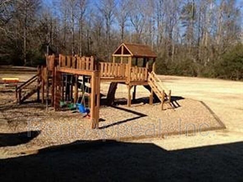 Lawrenceville House: 1095 Chandler Park Court