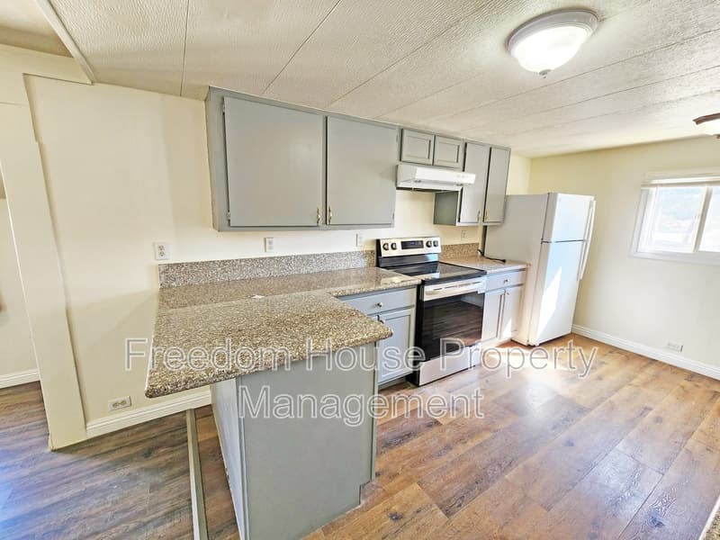 Pahrump Condo: 1080 West Windsong Lane - B
