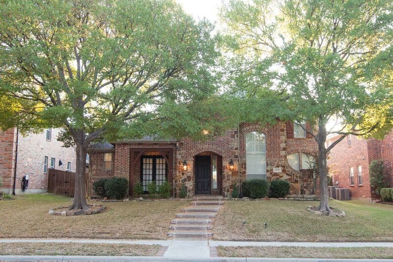 Frisco House: 6976 Valley Brook Drive