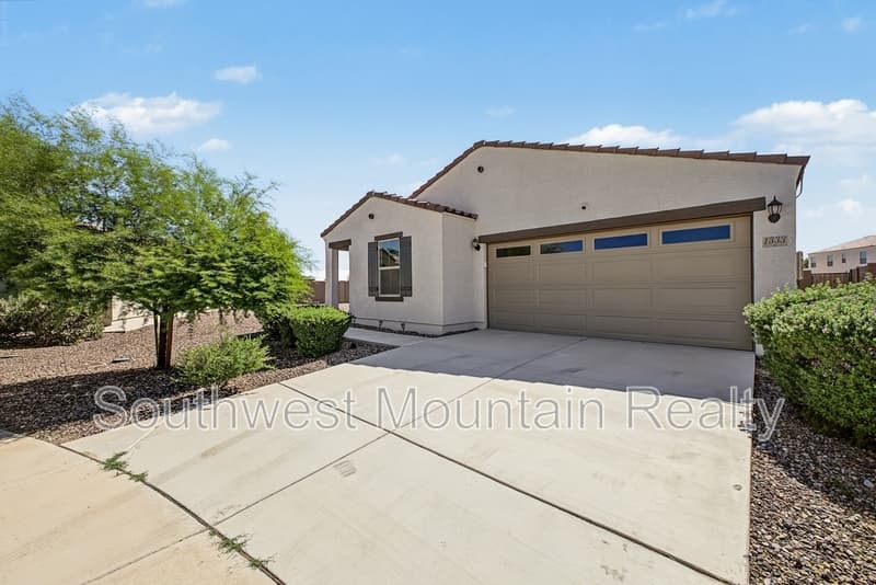Coolidge House: 1333 W Pima Avenue