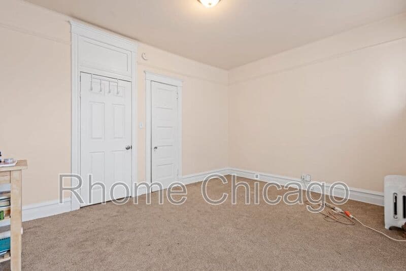 Chicago Condo: 6115 S Drexel Ave