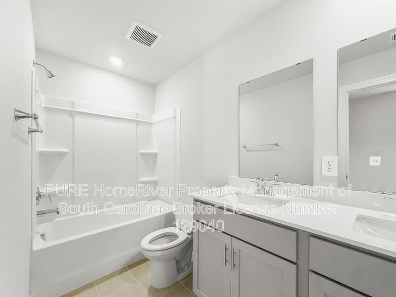 Moore House: 1496 Switchback Cir