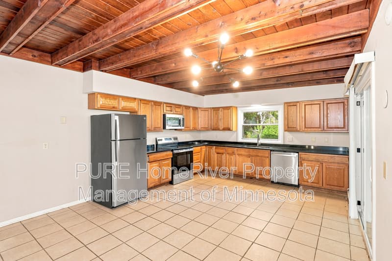 Brooklyn Center House: 5316 Colfax Ave N