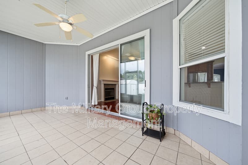 Green Cove Springs House: 2207 Gardenmoss Drive
