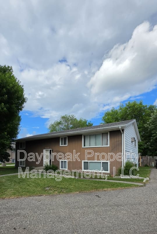 Fargo Condo: 717 30th St. North - 1