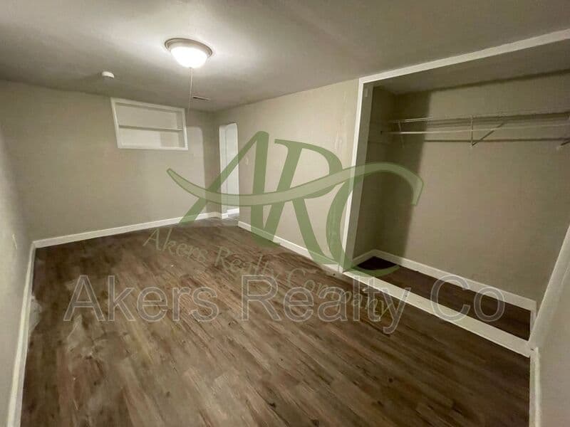 Pueblo House: 1510 W 17th St