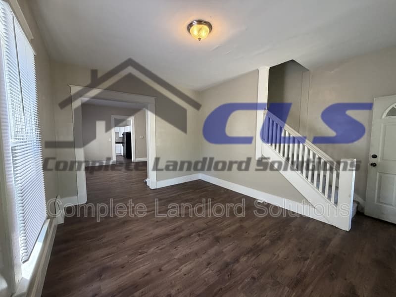 Terre Haute Condo: 1423 Ohio Street - 1425