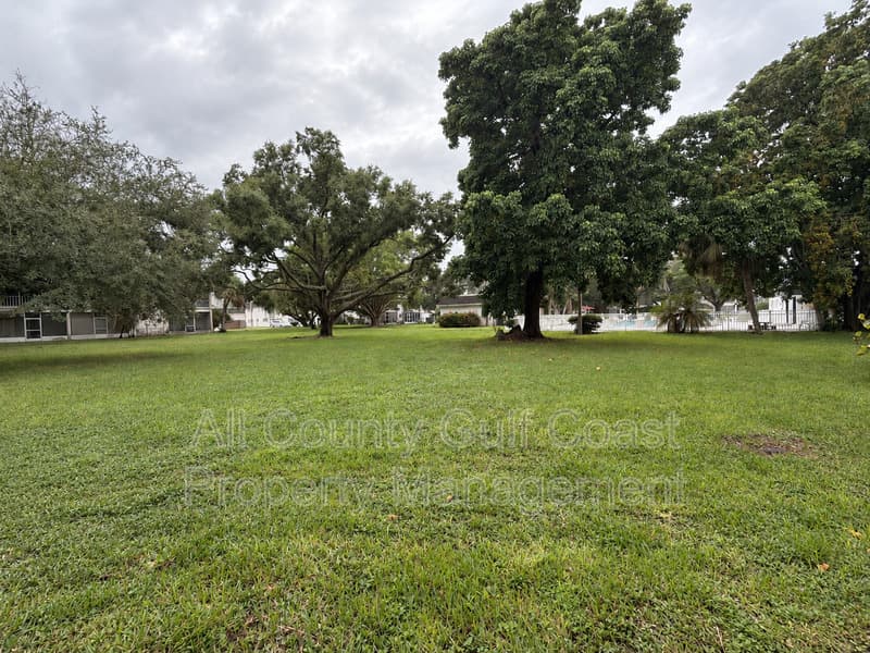 Bradenton House: 4511 3rd Street Cir W