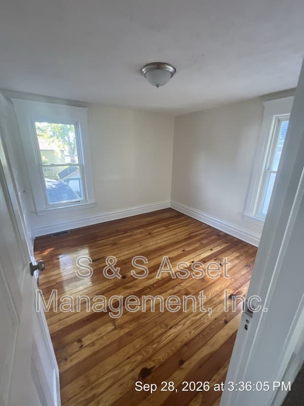 Lansing House: 1516 Vine Street