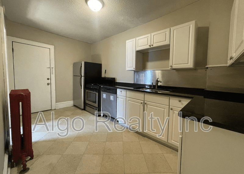 Minneapolis Condo: 3340 Stevens Ave - 3