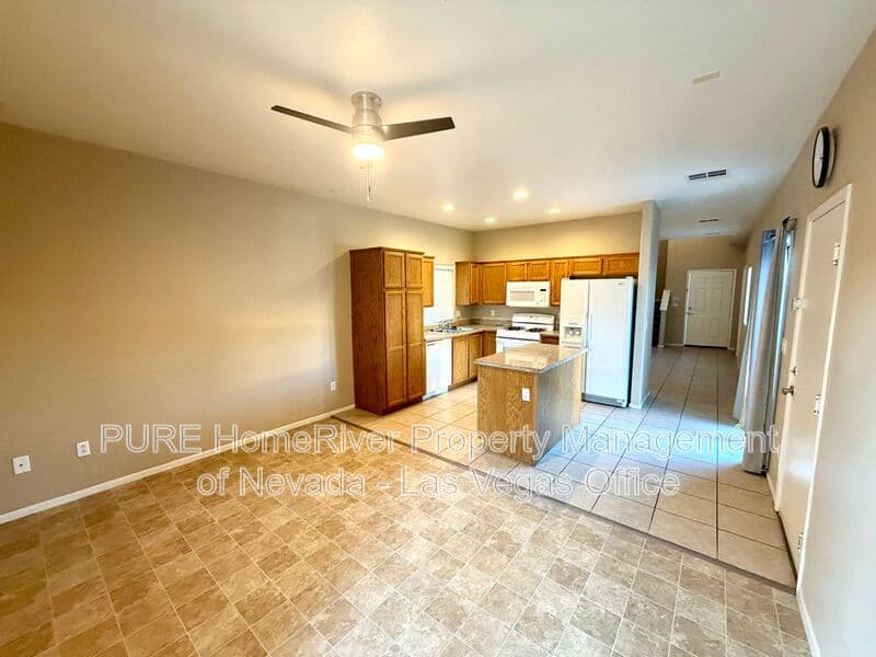North Las Vegas House: 6109 Blue Luna Street