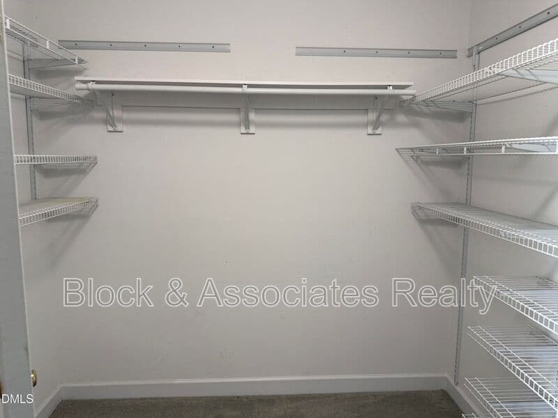 Apex House: 2006 Battlewood Rd.
