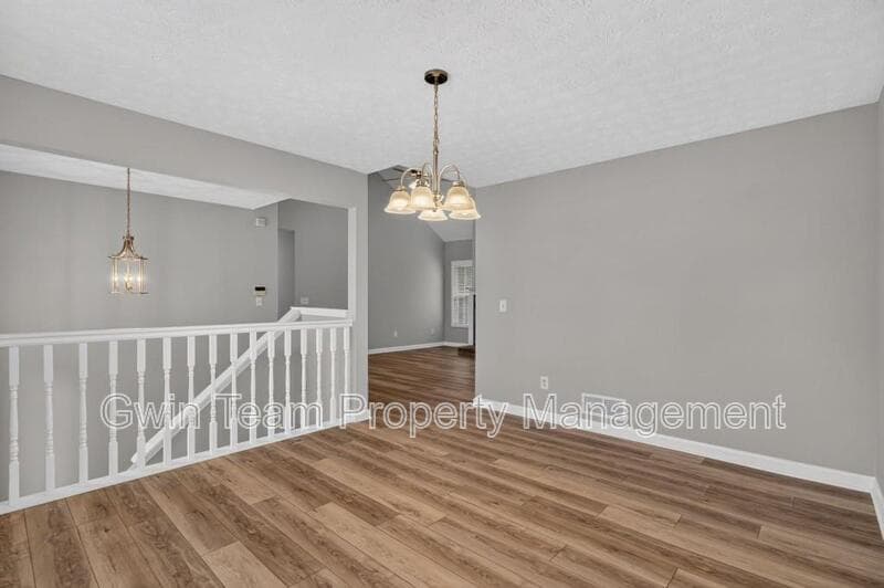 Monroe House: 4025 Hemingway Dr
