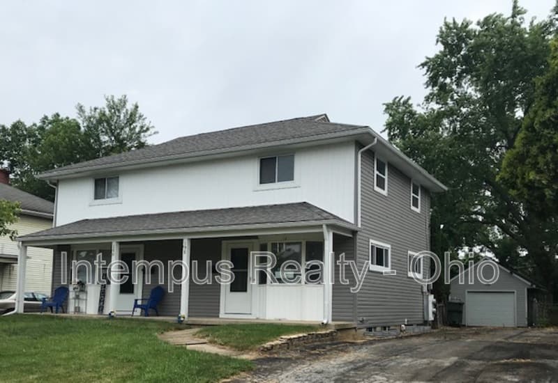 Columbus House: 198 Highfield Dr