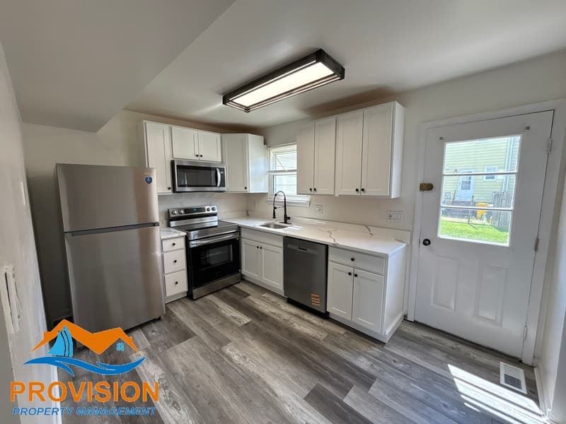 Glen Burnie Townhome: 463 Longtowne Ct