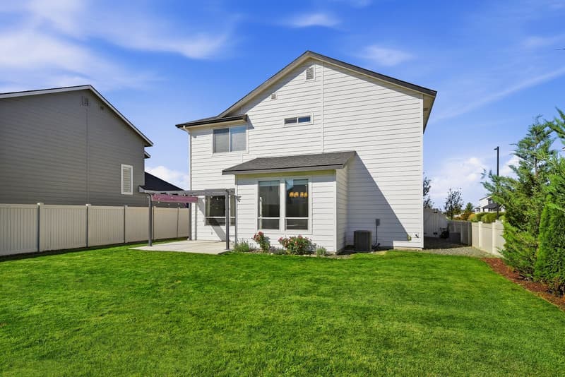 Meridian House: 4328 North Pale Creek Avenue