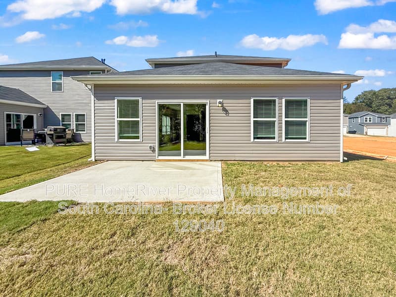 Spartanburg House: 416 Upland Water Ct