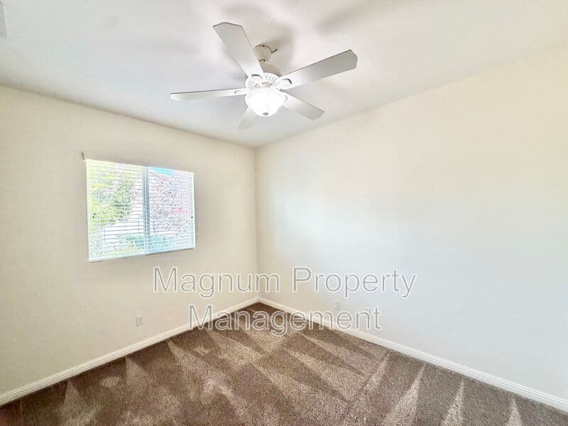 Menifee House: 33205 Gypsum St