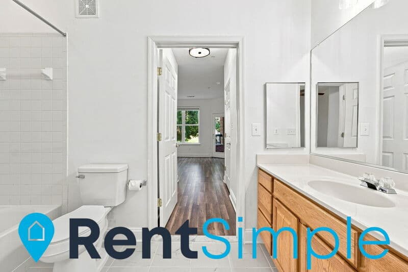 Gainesville Condo: 13890 Chelmsford Drive