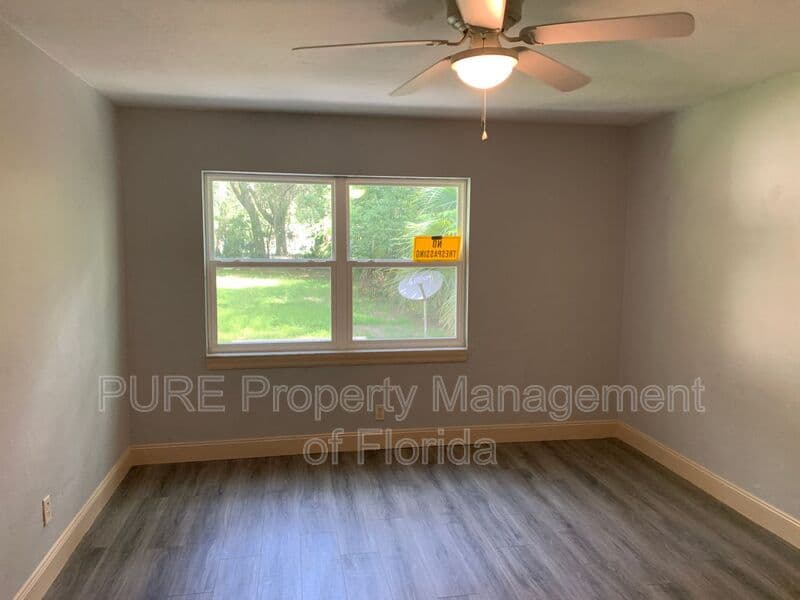 Silver Springs House: 5575 NE 30 St
