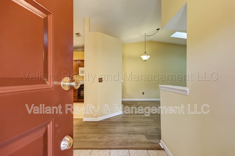 Jacksonville House: 3476 Raymur Villa Drive