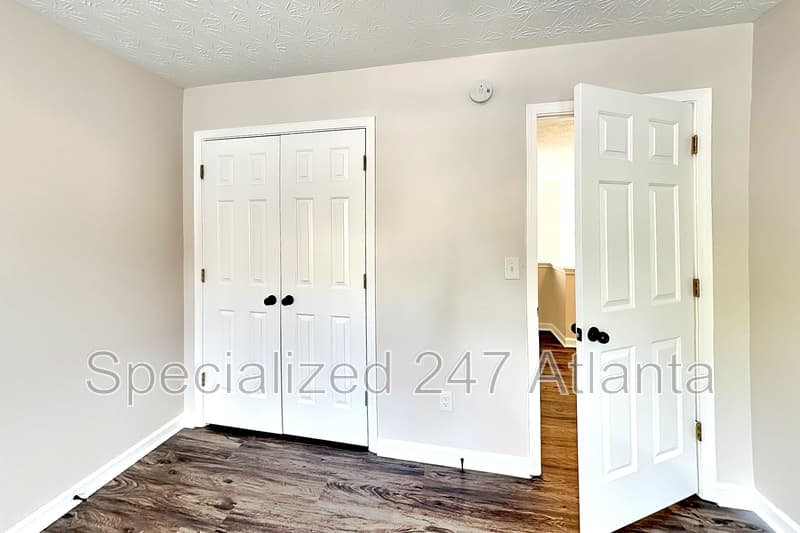 Newnan House: 34 Belmont Park Dr