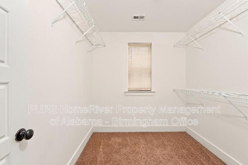 Gardendale House: 4257 Lochshire Lane