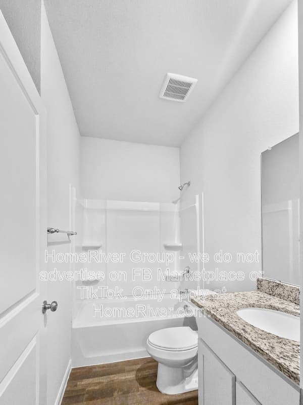 Springtown House: 613 Jameson St